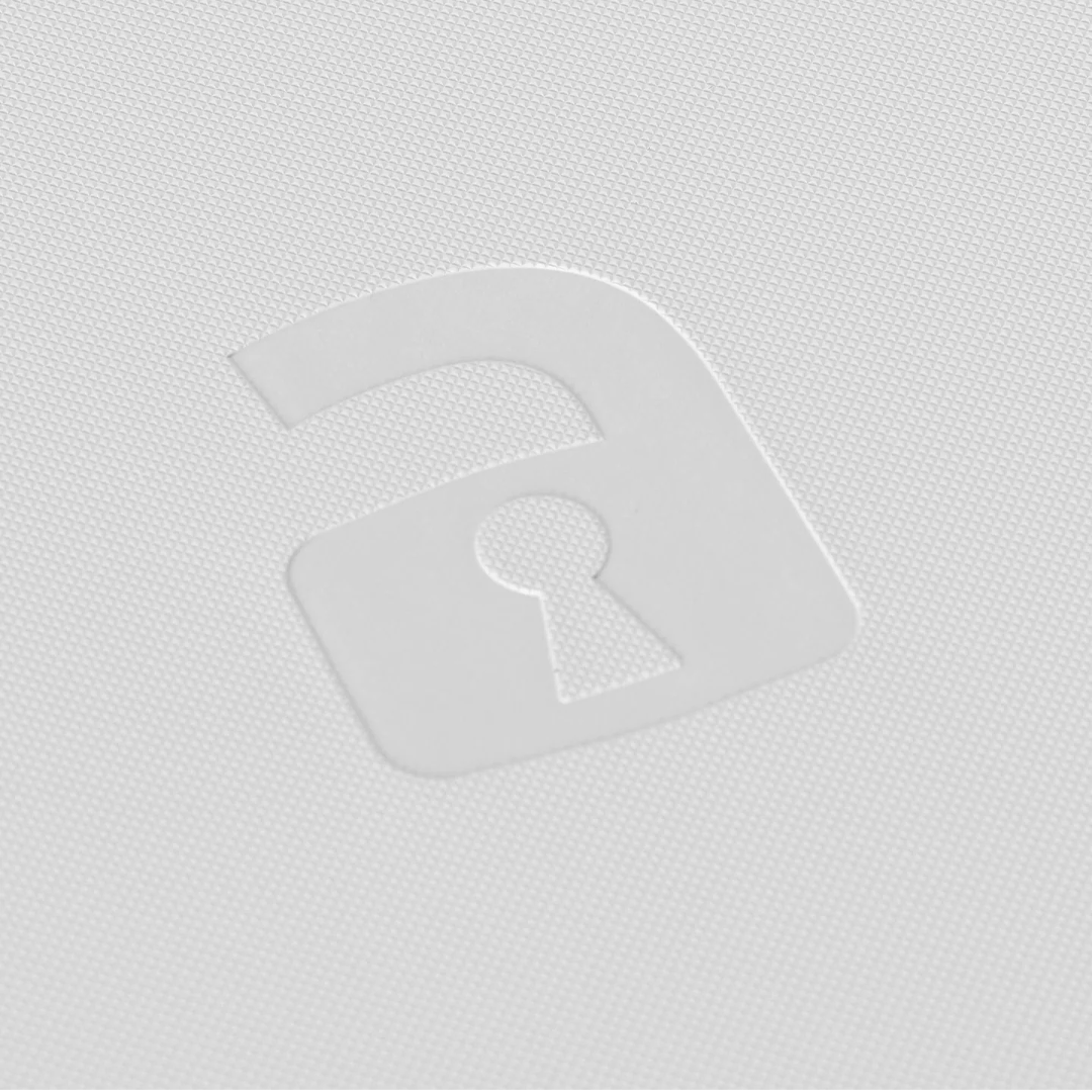 Vault X - 12-Pocket Exo-Tec® Zip Binder - White Edition