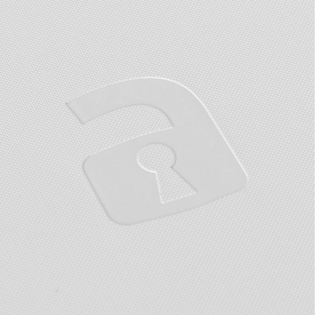 Vault X - 4-Pocket Exo-Tec® Zip Binder - White Edition